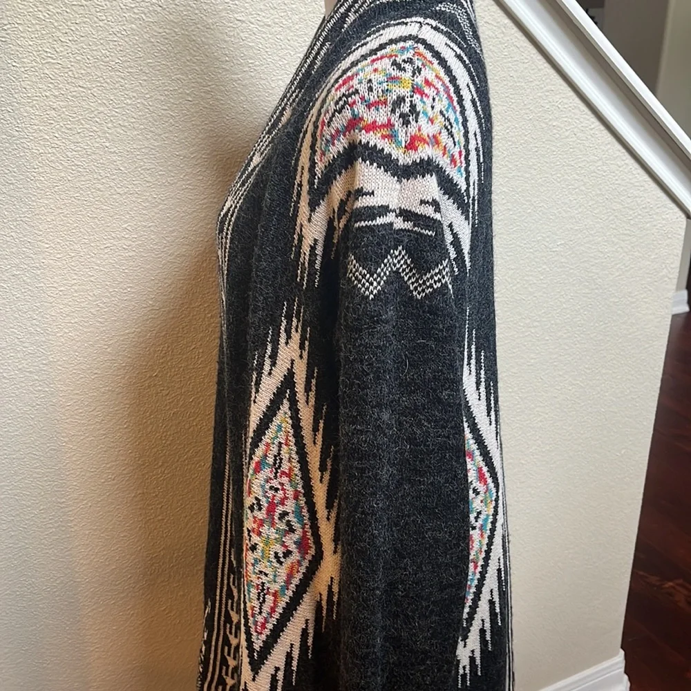 Native Print Cardigan - Picture 6 of 11